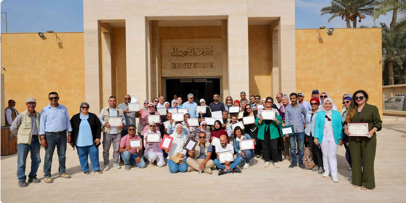 وزير السياحة والآثار يتابع تدريب 26 مفتش آثار بمدرسة الحفائر في سقارة